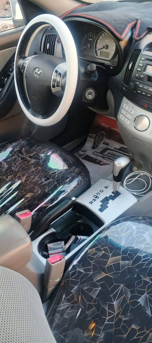 انترا فانتي 2011 كصت جنطه كير مكينه حداديه تزفيت ارضيه وفرش ارضيه درجه الاولى
تخم تاير جديد   بكان السياره محافظة ميسان 
التواصل عبر رقم الهاتف ***********
