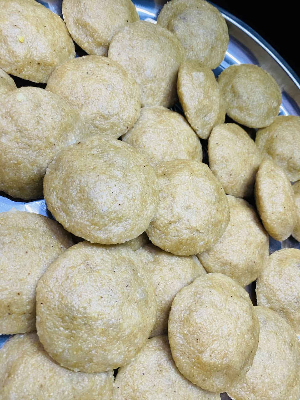 عرض المعجنات كل ١٠٠ قطعة ب٣٥ الف عرض الكبب والبورك كل ١٠٠ قطعة ب٤٥ الف نعمل بلحم العجل العراقي فقط للحجز والاستفسار مراسلتي او اتصال واتساب ***********
