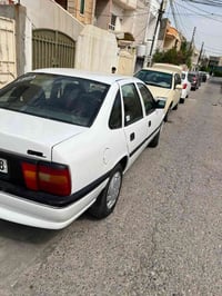 فيكترا ١٩٩٤ • غاز وبنزين • قير عادي