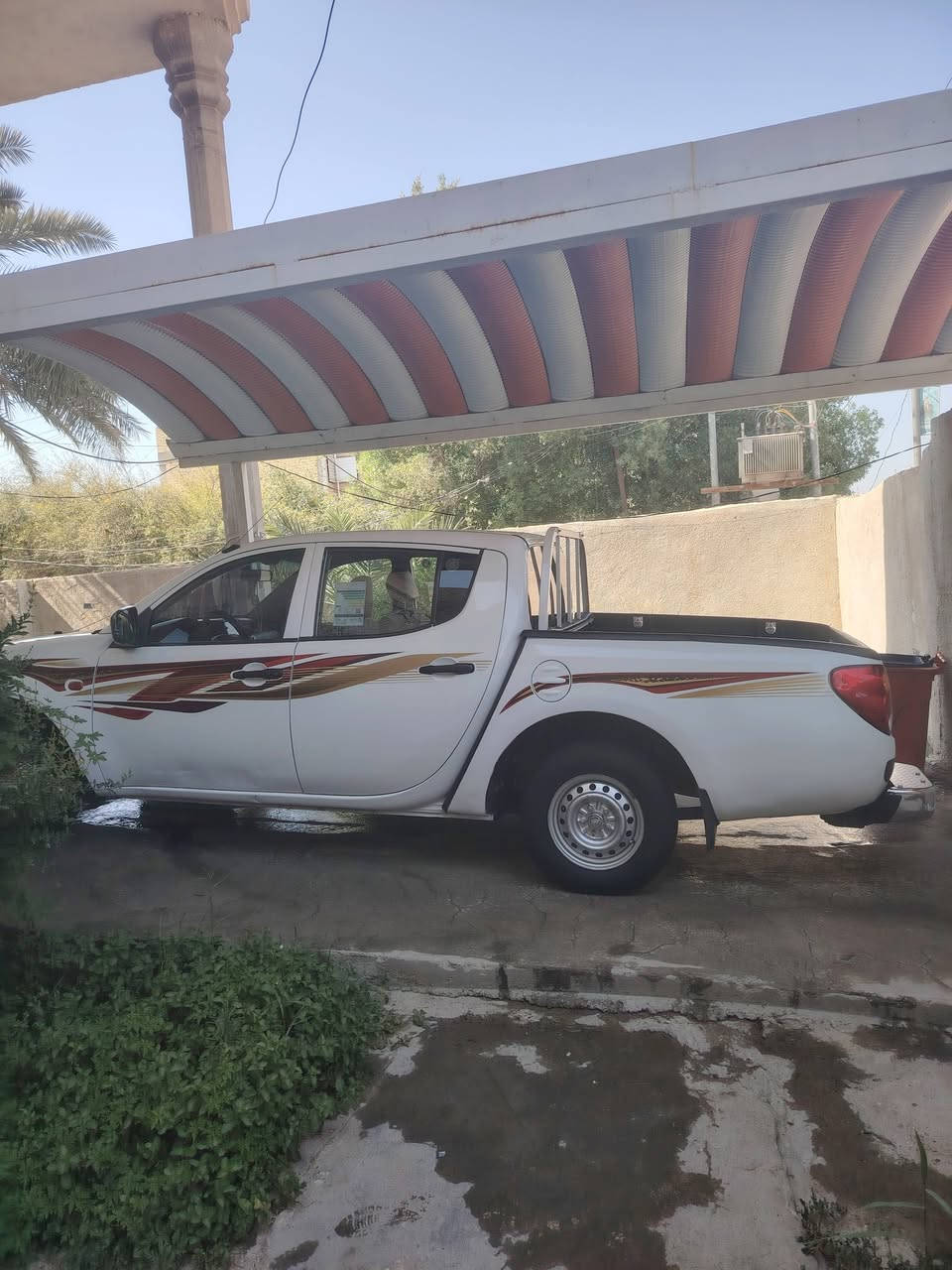 السلام عليكم مسيوبوشي L200
موديل 2007 رقم بصره مشروع وطني سنويه مجدد ال 29 السياره مكفوله من الضربه من التبديل  مكينه وكير حداديه تخم تاير جاهزه السياره كارتون مكينه بلاد كير عادي بانزين السياره جديده معنه الكلمه  تبريد ثلج السعر ٩٢
العنوان الناصريه قضاء الرفاعي ***********
