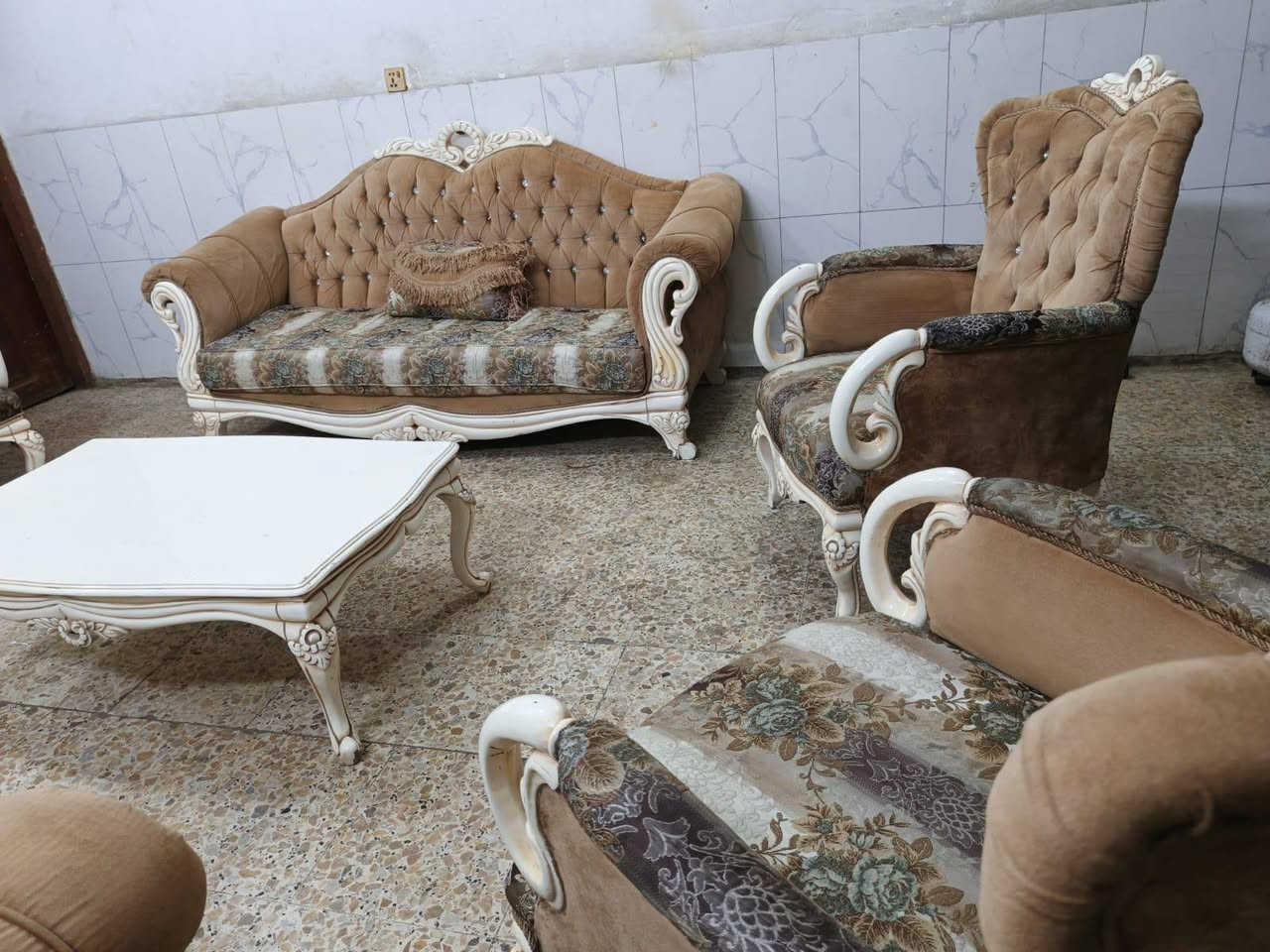 10 مقاعد زان تركي نضيف جداا جداا  مثل مواضح كدامكم السعر 450 بدون عمله 
عنوانه الوشاش الحجز خاص


**إذا كنت صاحب هذا الإعلان وتريد حذفه لأي سبب، رجاءا أرسل رسالة إلى الدعم الفني**