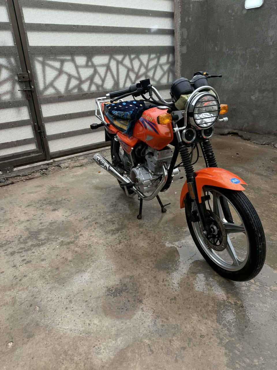 سلام عليكم دراجه دايون موديل 22شهر 10ثامر خلخال مكفوله من كلشي مطلعه عله يدي من معرض مكاني كربلاء حي قدس سعر 1450وبيه مجال ***********
***********
