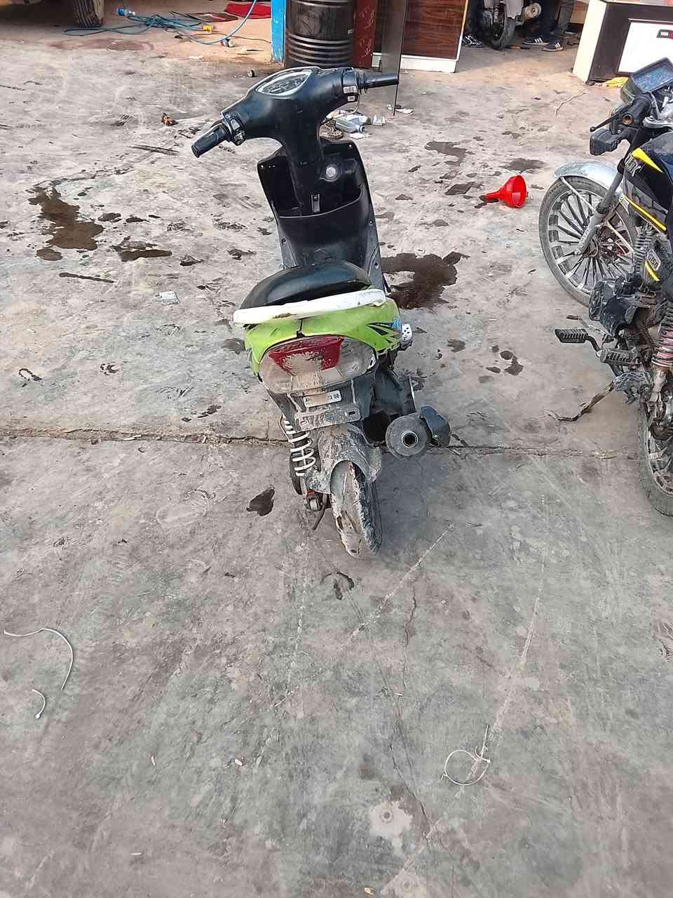 سلام عليكم ماكس عدله مال لعب كوم حديد بيه كلجات خلفي رياضي دبل خلفي رياضي صالنصه اف ام  بوشه ٥٥ الله شاهد دراجه ما ادري شبيه (رايده مراوس بايراني راس براس كون شغاله) سعر ماكس ٢٠٠ وبيه مجال حك الجيه  مكاني بغداد بسمايه


**إذا كنت صاحب هذا الإعلان وتريد حذفه لأي سبب، رجاءا أرسل رسالة إلى الدعم الفني**