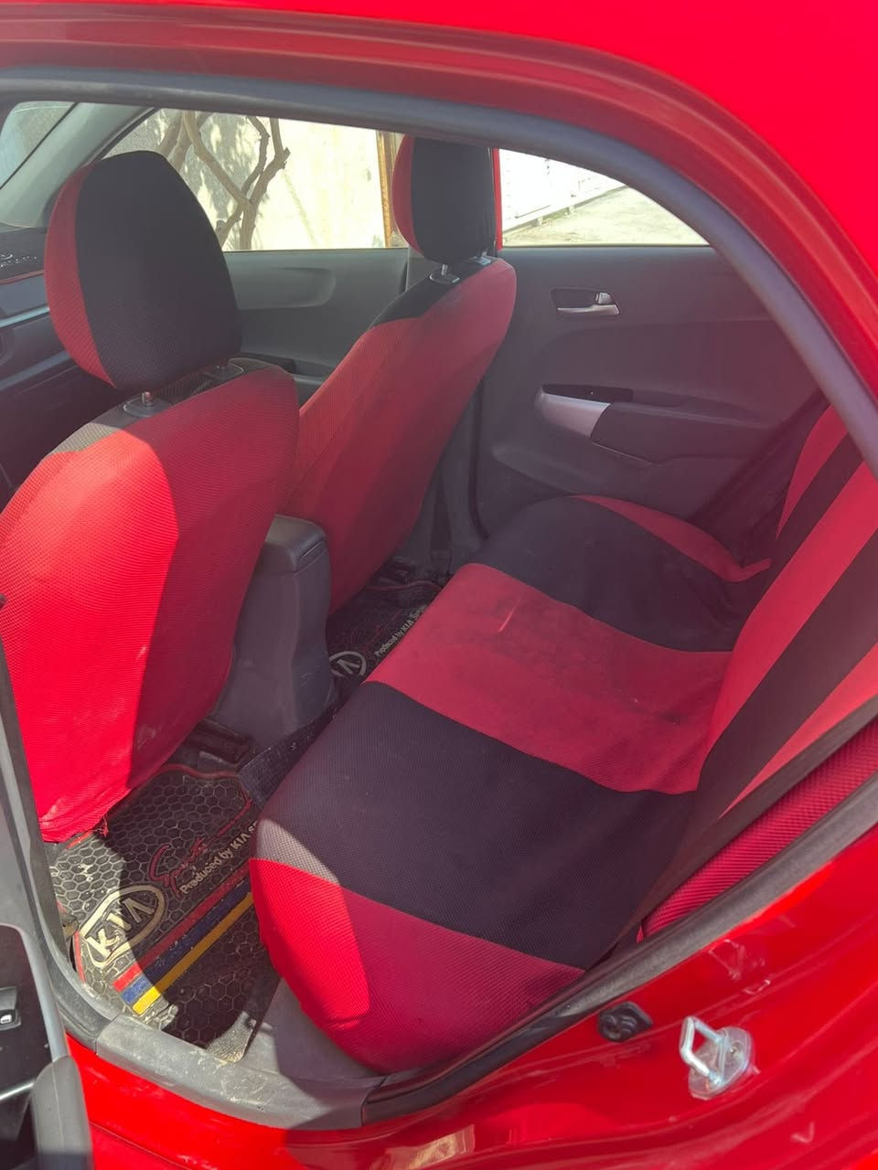 سلام عليكم
سياره للبيع كيا بيكانتو
الضرر حالوب خفيف ما يبين إله بالسونار
خدوش بسيطه
سياره بيت
ماشيه 46 موديل 2020
السعر 115 وبيها مجال بسيط
للتواصل مع الرقم *********** حجي إياد
