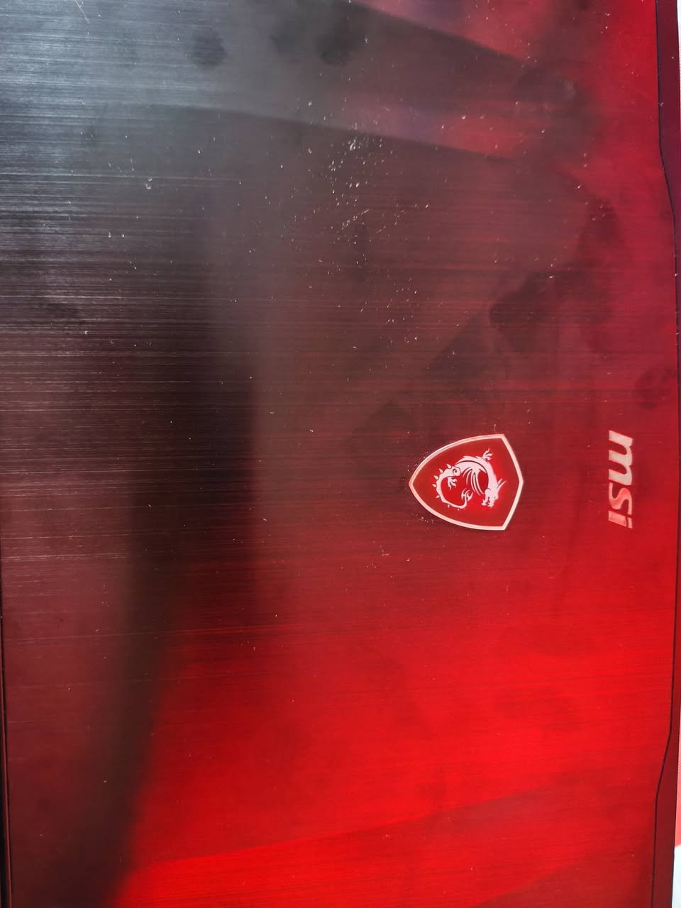 لابتوبmsi للبيع حجم شاشة 17.3
-----------------------------------
المعالج core i7 7700HQ
كارت الشاشة gtx 1050 
رامات 2x8 2400 MHz 
هارد الاساسي m.2 128 Samsung 
الهارد الثاني hdd 1Tb سرعتة7200rbm
لابتوب ماركة GL72028 msi 
شاحنتها الاصلي مالتها موجودة
بطارية ننشطة لحد هسة 💯 
بس كارتونة لابتوب ماعندي 
كلشي شغال بيها الصوت وكيبورد
-----------------------------------
السعر 450 بيهة مجال 
العنوان بغداد حي الامين الثانية قرب 
مستوصف النفط
للتواصل ***********
