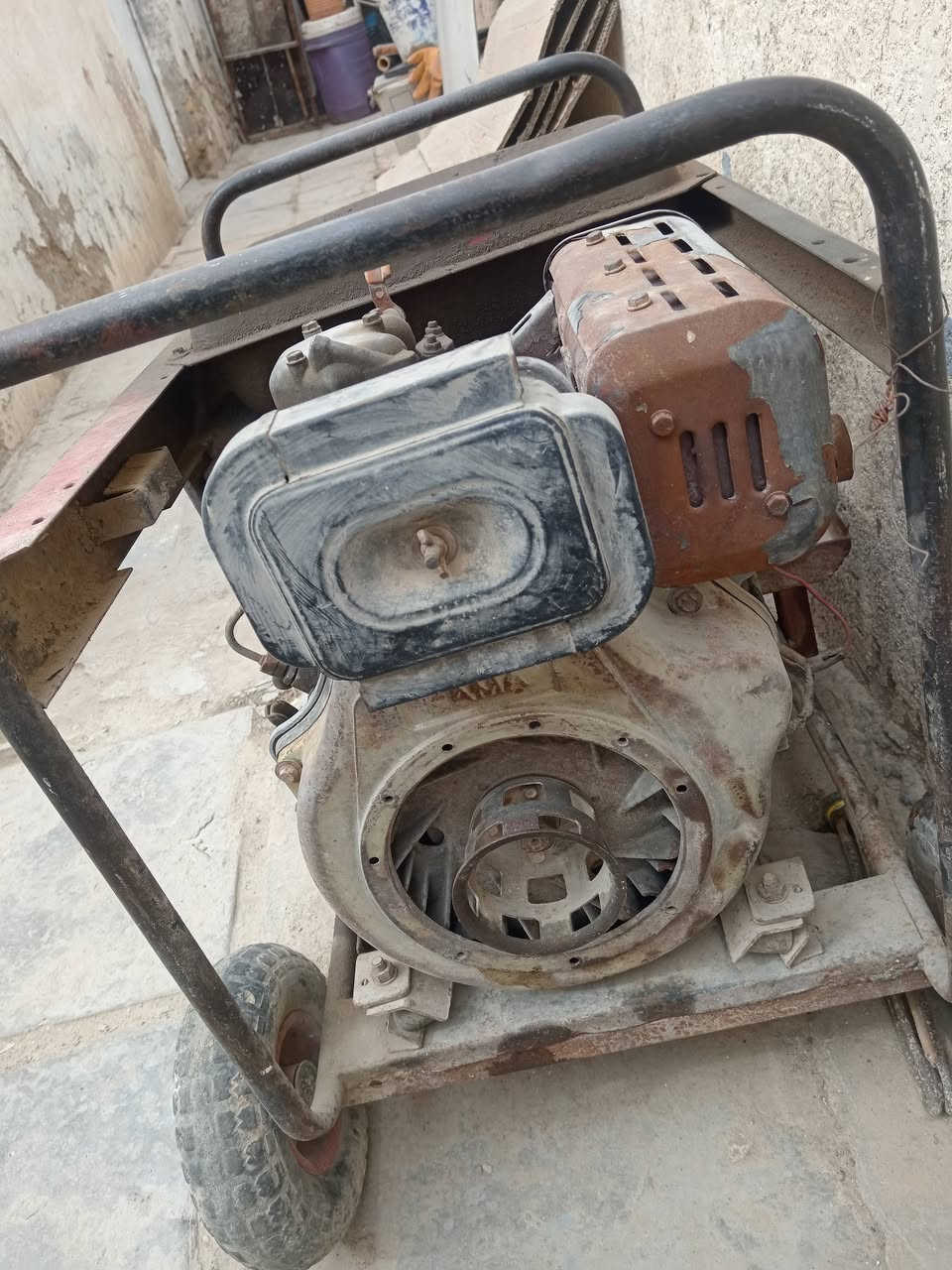 مولده كامه للبيع ***********
مكانه النجف قضاء المشخاب
