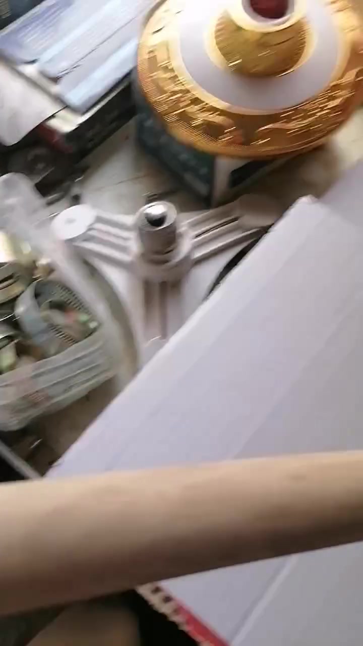 يوجد لدينا مواد نشايه البيع مكان حديثه حي العسكري قرب اذاعه رقم الهاتف ***********
