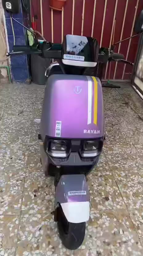 يابه سلام عليكم 👋
دراجه شحن الريان ام العيون المعروفه 
دراجه مفوله مواصفات ونضافه 90٪ 
مثل ما موضح
قدره الملف: 1500
السرعه: 60 حقيقي 100٪
شاشه: نوع ايباد تعرضلك السرعه واي عطل بيهة يطلعلك
نضام 3 نمر السرعه الاوله: 35
السرعه الثانيه: 55
السرعه الثالثه: 60
اشاره يمنه اشاره يسره بريك امامي خلفي دسك بريك
لايت عالي ناصي رماش حته رجوع للحلف بيهة نضام البارك P حمايه بصمتين واسويجين شاحنه الاصليه التالج TAILG  
السعر: 650 وبيهة مجال بسيط كلش ✨✈️🏍


**إذا كنت صاحب هذا الإعلان وتريد حذفه لأي سبب، رجاءا أرسل رسالة إلى الدعم الفني**