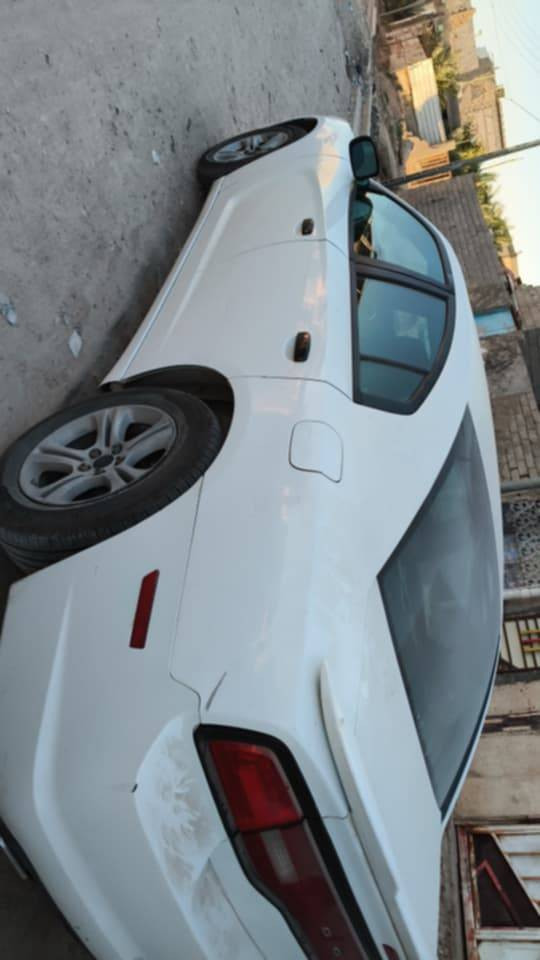 جارجر مديل 12 محرك 8سلندر كص جنطه رقم طبق الأصل 
محرك وكير بحالة ممتازة جداً 
حدادة جديدة 
تخم تاير جديد ودواخل جديدة 
كهربائيات كله شغاله 
تبريد شغال 
تدفه شغاله
العنوان البصرة 
السعر 45 
***********
