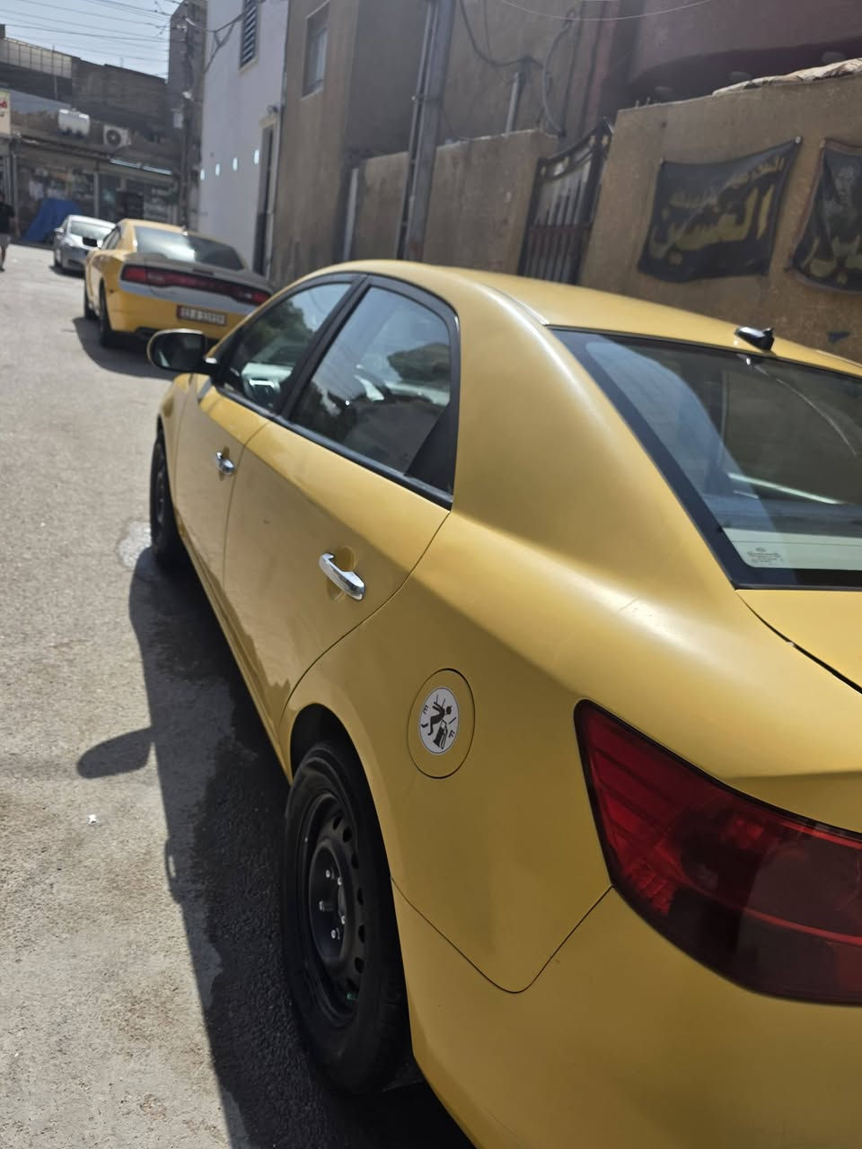 السلام عليكم كيه فورتي أمريكي موديل 2013 حادثه بابتين مكينه 2000 دوش تبريد شغال صدر امامي خلفي جديد  مري شفط  السياره خير من الله رقم بغداد الدولي سكني بغداد السعر 82 $ ماعندي بيه سونار ***********
