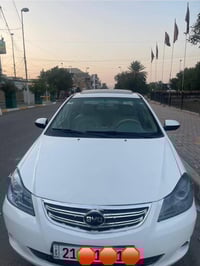 للبيع سيارة  2014 BYD  سيارة نظيفة محرك جديد  شاشة  تدفئة تبريد شغال ك...
