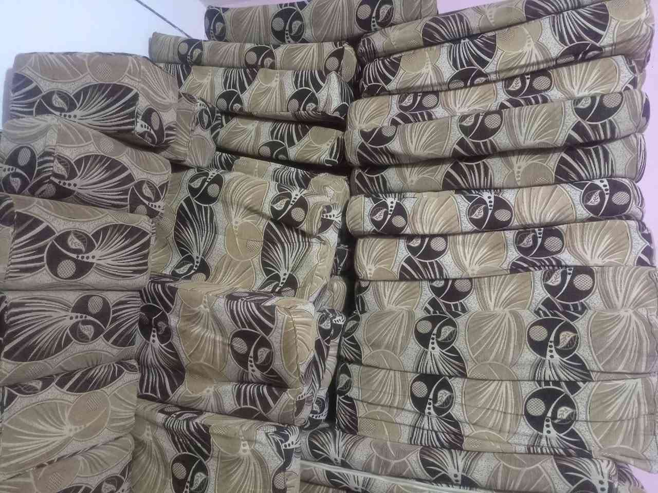 جلسات مستعمله للبيع ١٥متر التفاصيل ع الخاص مكاني كربلاء
***********
