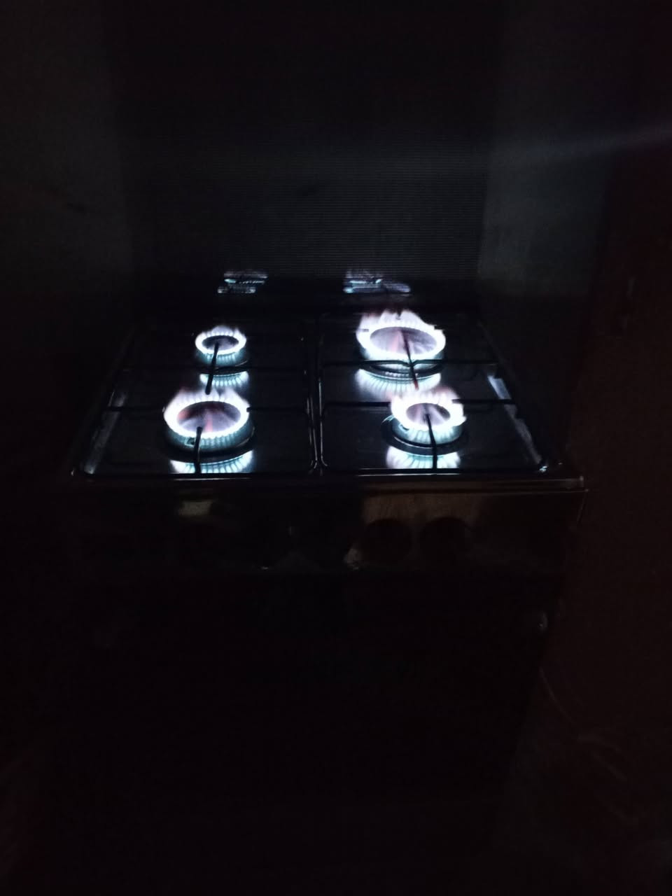 طباخ للبيع نظيف وشغل شرط 

السعر 100 الف ***********

‏‪***********‬‏
