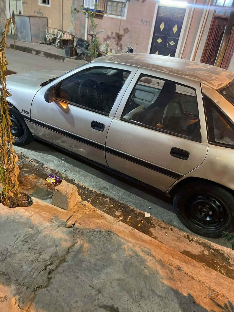 السلام عليكم اخواني اوبل فكترا حجم 16 مشعول المحرك  ضرار السياره مكصوصه عقجين شرط تحويل من الشرعي ماكو وكاله ما بيها كربون العنوان موصل وادي حجر 
السعر 20 وبيها مجال  وتساب او اتصال ***********
