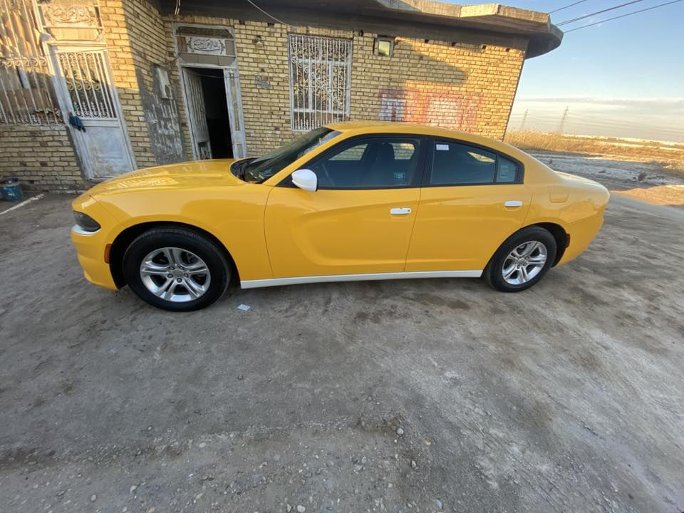 سلام عليكم دوج جارجر للبيع موديل 16 معلايه 17 سياره جديده مكينه كير حداديه طخم تاير سياره جاهزه 
خطها ناصريه بغداد رقم جديد السعر 175 وبيه مجال 
***********
