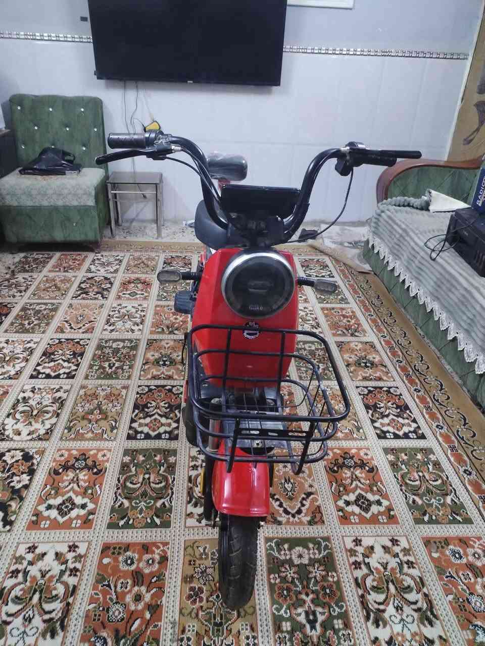 دراجة شحن للبيع الحجم 14 دراجة حلوه العنوان بغداد كفاات العبيدي رقم *********** السعر ١٦٥
