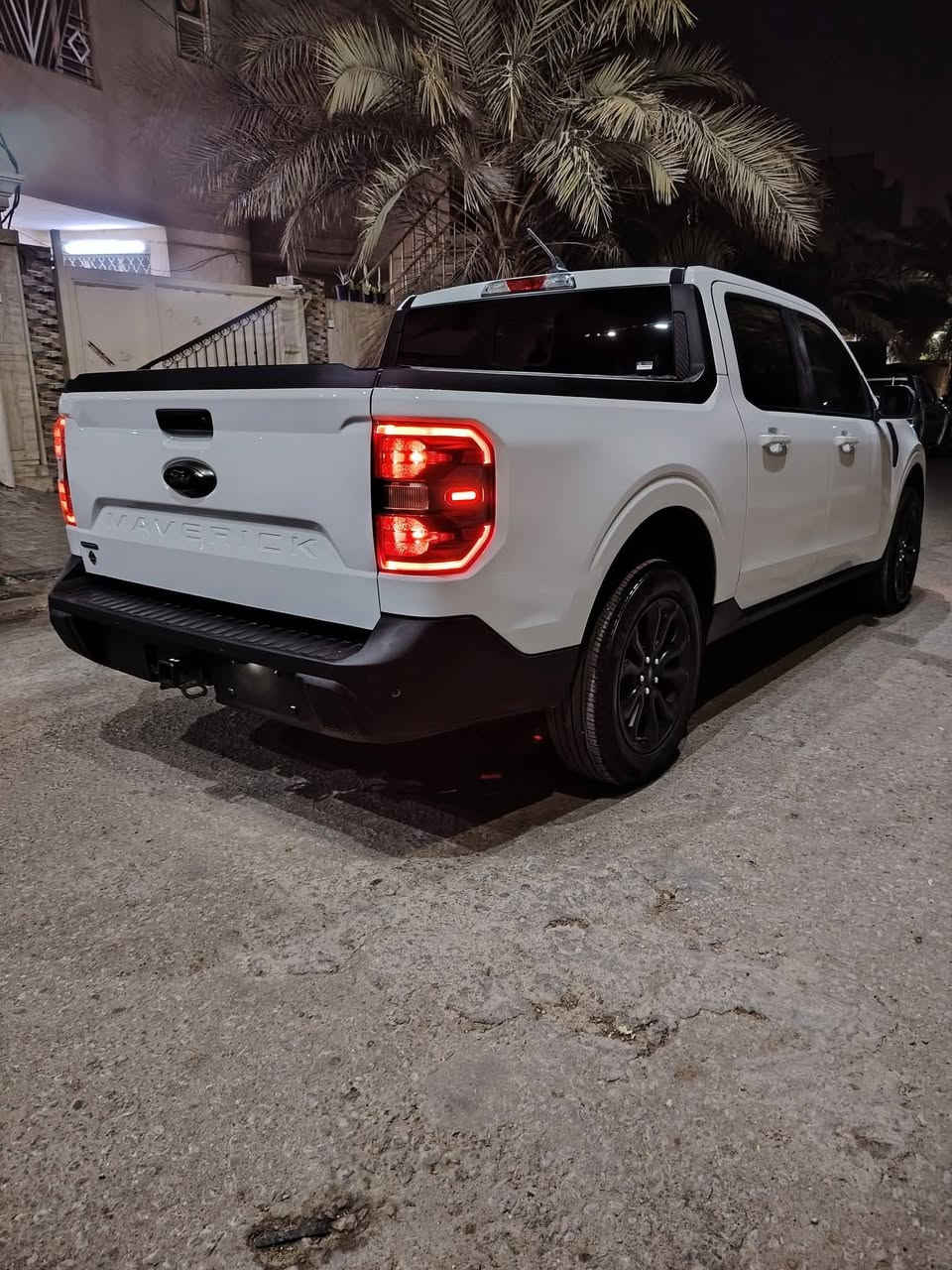 🛻 فورد مافريك ( لاريت)  ٢٠٢٤
المسافه المقطوعه ٥٦٠٠
هايبرد
#المواصفات

فول  اعله فئه بلمافرك. 

فتحه سقف 

رادارات ( امامي و خلفي)

حساسات خلفيه

كشنات جلد

نقط عمياء

كامره دواره

وباقي مواصفات لاريت

#الضرر

صبغ ربع البنيد و جاملغ

***********

***********

#السعر 20 الف دولار $ وبيها مجال

مكان السيارة كربلاء
