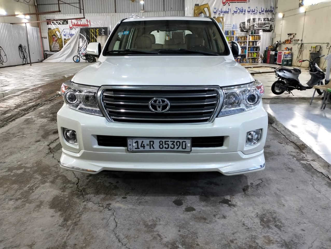 تويوتا لاند گروز فطيم 2009 
مكفوله ضربه وصبغ وفتح وتبديل وبارد محدثه لايتات زنون شبك ودعامياته فقط مكينه مامفتوح   شرط كير وحداده وطخم تايرات وكهربائيات سيارة جديده ماشيه 240 الف فقط مراوس عادي #السعر 305 بيها مجال بسيط رقم ***********
