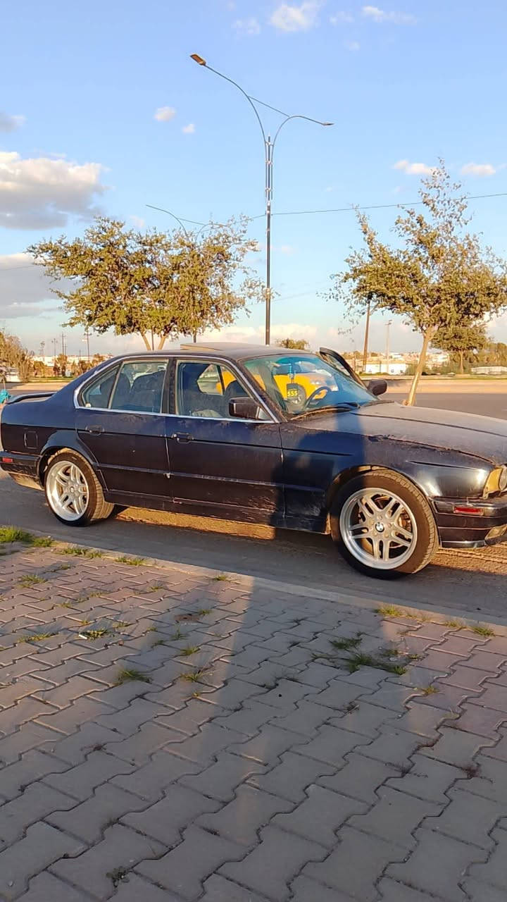 بۆفۆشتن مۆدیل 90بشتوبیش کە بس سە نە وی تازە یە تا2030بتاقی بە نزی نی هه یە سعر50کە می مە جال***********
