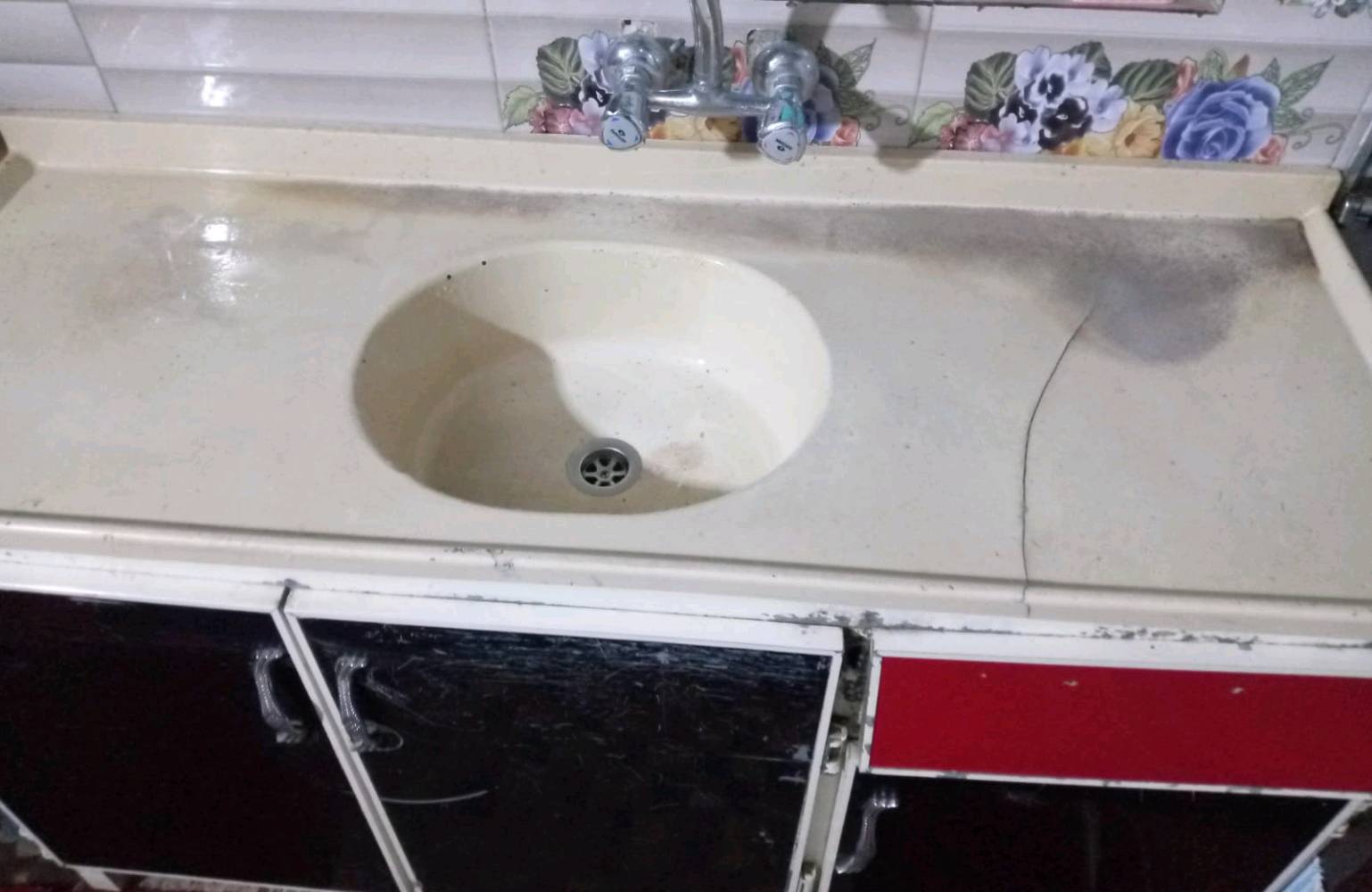 العنوان بغداد رأسة العبيدي قرب جامع الأمام علي