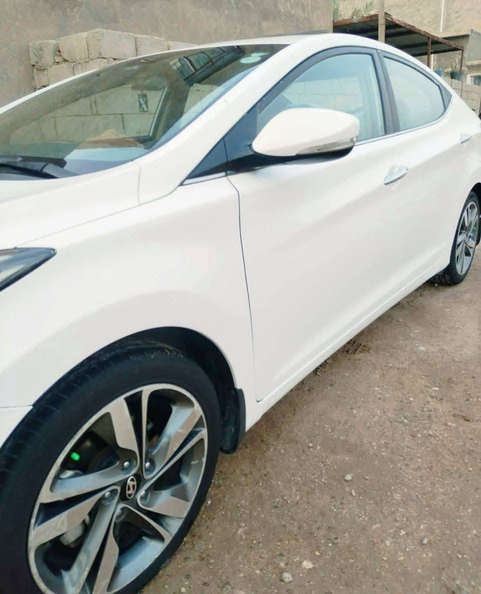 السلام عليكم
النترا 2015  خليجي 
 رقم بغداد  
فول مواصفات السياره  
واعلى فئه GIS
محرك 2000
فتحه سلايت 
كاميرا
حساسات 
كشنات امامي كهرباء  
كشنات خلفي قلاب 
قطعتين تبريد 
يدات نيكل 
 خمسه ويل كب 
انضمه قياده 
تحكمات ستيرن جهتين 
السياره مفوله مواصفات خير من الله  
مكفوله كفاله عامه 
السعر: 133
 المكان: كربلاء 
الرقم: ***********
