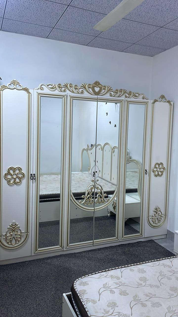 غرفة نوم ٧ قطع
٤٥٠ بي مجال
***********
