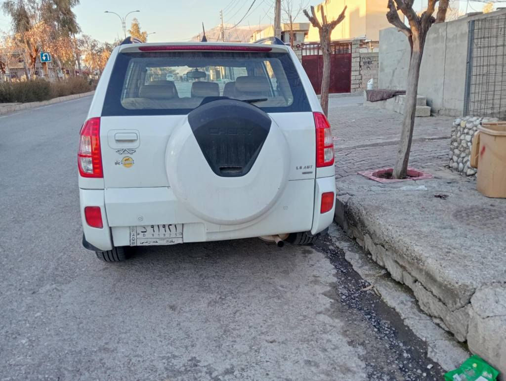 شێری تیگۆ مۆدیل  ٢٠١٢ 
تۆماتیک ناوزەرد سڵاید  فولە
گێروو مەکینەو تەبریت لەسەر سویچ 
ئاوێنە وجا م کارەبایی وحاسەیە 
بەنزین زۆر کەم دەخوات
کوشت جڵد کوشت هیتەرە 
 سوکان ڤۆلێۆم  قفڵ مەرکەزی و ئیکۆیە  ٢پارچەی بۆیاغە 
سەنەوی پلاستیک بەشەرتی حاسیبەو ئەوەلیات و غرامەی لەسەرنیە وچوارتایەی تازەم بۆبەستوە
شوێن . حاجیاوا -ڕانیە 
38 $ ومعامەلەیەکی کەم
***********
*********** رانية, السليمانية
