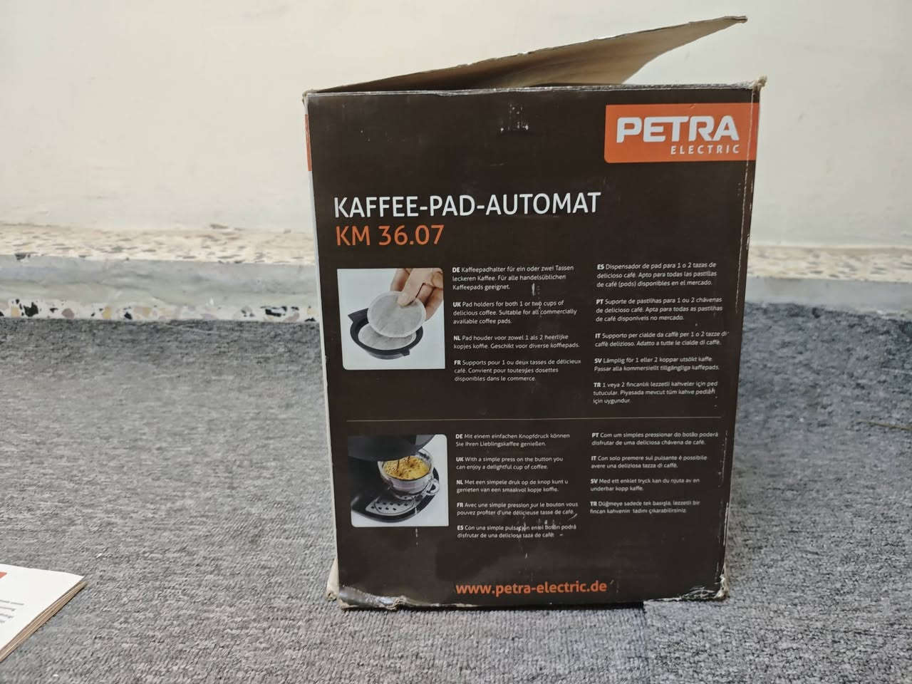🔥 ماكينة قهوة PETRA ELECTRIC KM 36.07 للبيع 🔥

✅ نظيفة وحالتها جيدة
✅ تحضر 1 أو 2 فنجان قهوة
✅ بيها فصل تلقائي وخزان ماء قابل للإزالة
✅ حجم صغير وعملي للبيت أو المكتب

💰 السعر: 20 ألف دينار فقط
📍 التواصل خاص 
او وتساب 7824906287


**إذا كنت صاحب هذا الإعلان وتريد حذفه لأي سبب، رجاءا أرسل رسالة إلى الدعم الفني**