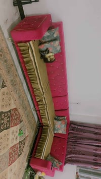 كنب • تلبيسة • قابل تفاوض