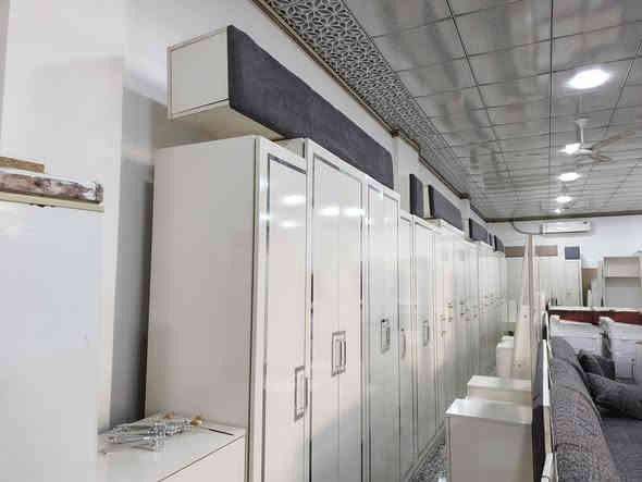 إسلام اعليكم كلشي متوفر في معرض ومزاد الأمير ***********
