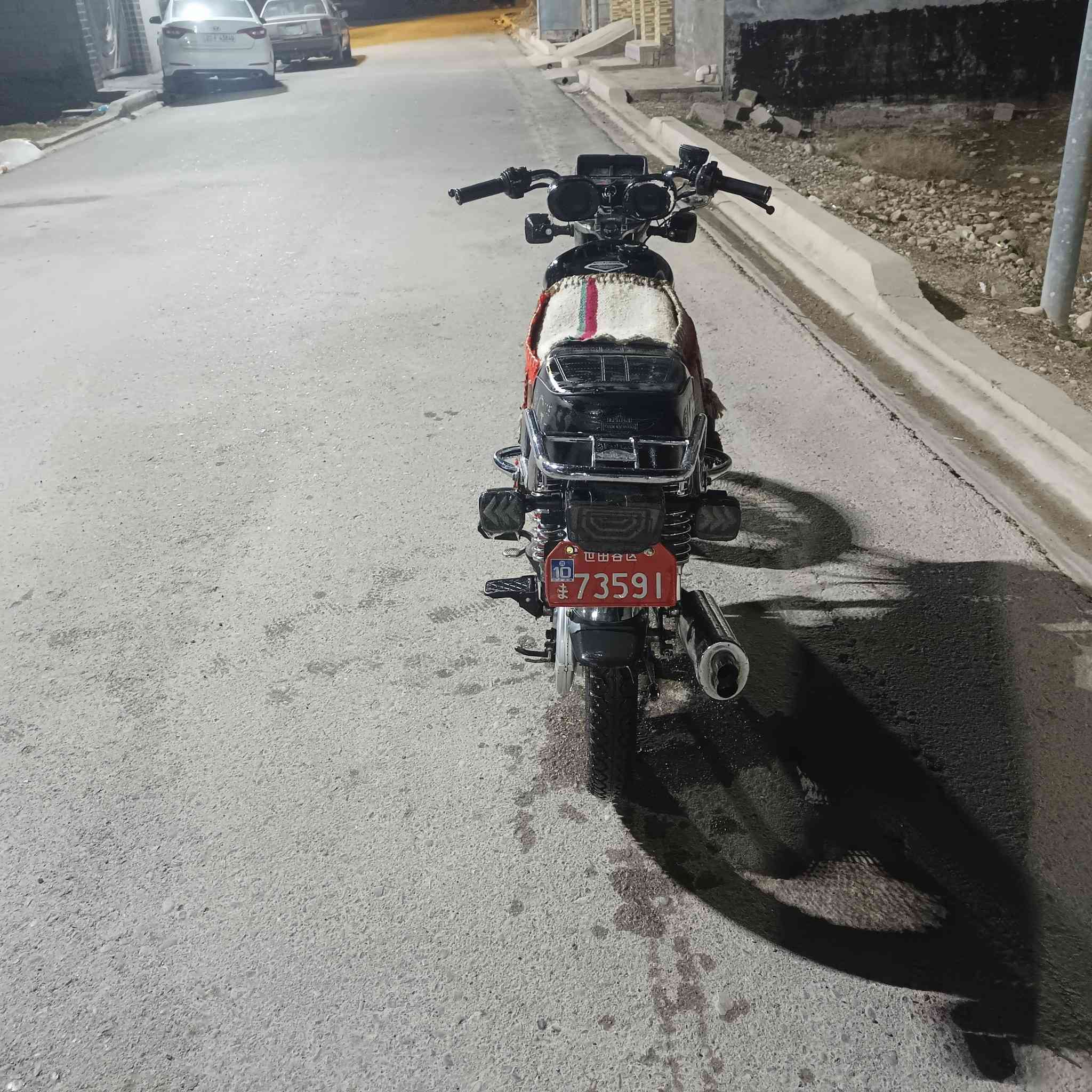 اسلام عليكم
تايكر 24.   
كفاله عامه مابي نقص ابد.  
كهربائيات شغله
شلعه معدل فول
دراجه حلوه وجدديده.
السعر 550 وبيه مجال
العنوان ديالى بلدروز.  ***********
