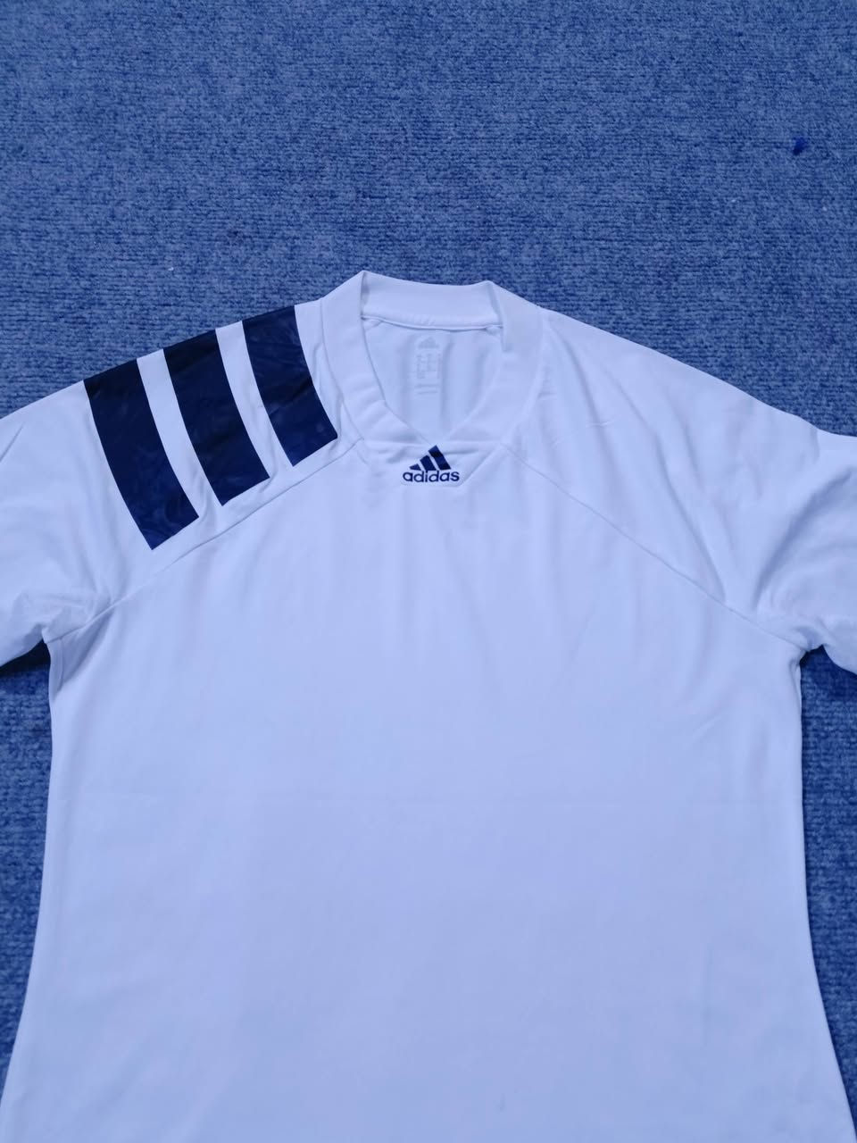 قطعه حديثه من adidas🔥🙈
قياس القطعه مديم 💪🎷


**إذا كنت صاحب هذا الإعلان وتريد حذفه لأي سبب، رجاءا أرسل رسالة إلى الدعم الفني**