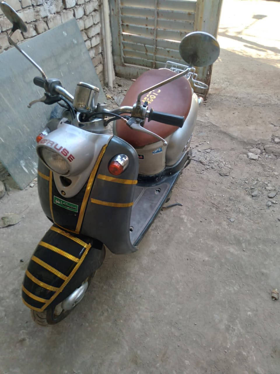 كلاسك نص هندر  محرك نظيف كفرات بلاديه اكسل نظيف 
الكهربائيات فقط تربط نقص باتري حتى تشغل السلف نظيفه وحلوه ،،، السعر ١٦٠ ،،،، العنوان بغداد الاعظمية السبع ابكار قرب افران جوهرة لبنان ،، ***********  وتساب

