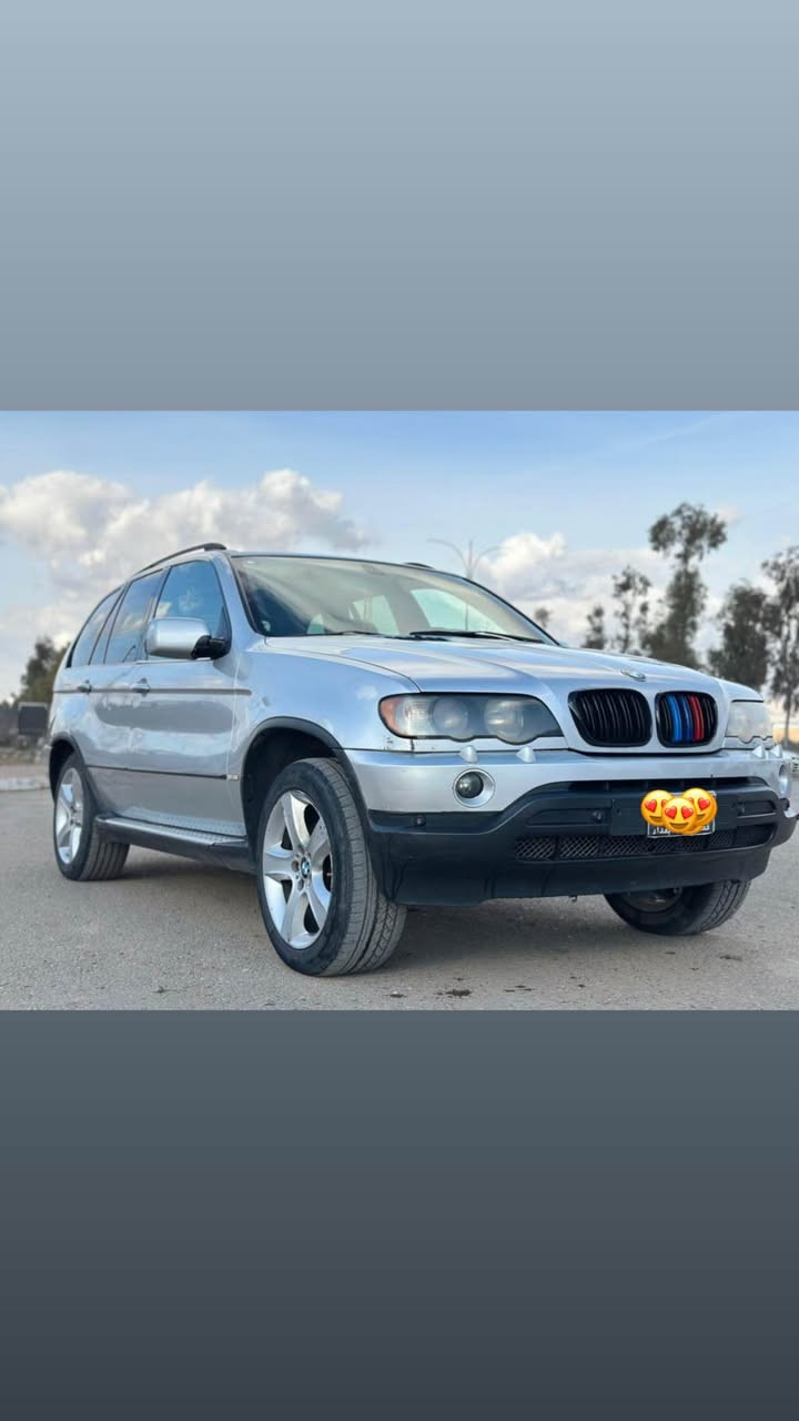 BMW
X5
٦ پستۆن 
شاشە ئایپات
سوکان ڤۆلیۆم
سوکان کارەبا
کوشن کارەبا
سیستەم ئێرباگ سوکان و دەشبولوو شانەکانی بە کاملی هەمووی مەزبووت وو جایز
تەبرید ساردوو گەرم مەزبووت 
گێروو مەکینە بەشەرت 
سەیارەیەکی تابڵێی جوانوو جایز  
موسو براوەو داروو بەردی بەشەرت 
ئارمی هەلێری لەگەڵە لەگەڵ سەنەوی مەنەفێستیشی هەیە
پارەی براوەیەکە. 
تا بڵیی سەیارەیەکی جوانو وجایز. 
لەگەڵ سلفا پای لێ گیرکەو برۆ
$65مەعامەلە
***********
*********** شمشمل, السليمانية
