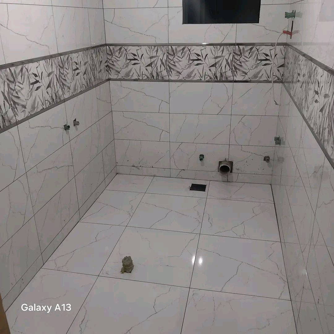 السلام عليكم خلفه سراميك مصري درجه اولى جميع انواع السيراميك مرمر وكاشي  وكل انواع السيراميك  
***********
