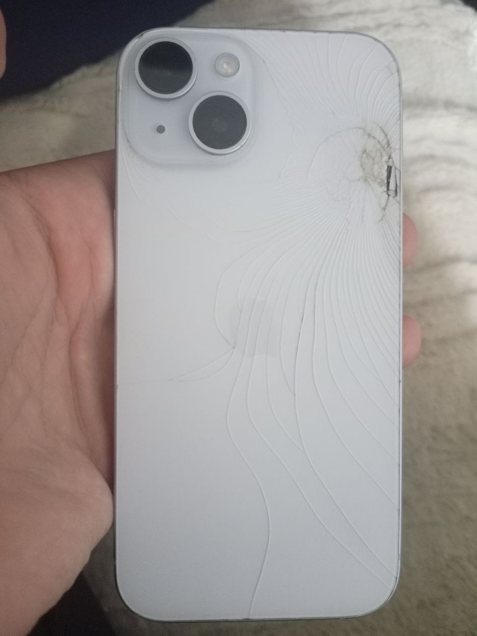 ايفون ١٥ عادي يخبل نظيف بطاريه ٩٦ مشحون ٢٦٠ مره ذاكره ١٢٨ شرق أوسط ويا باكيت وكيبل وضمانه يخلص بعد ٧ اشهر بس الضهر مكسور
مكاني بغداد الغزاليه
السعر ٥٥٠


**إذا كنت صاحب هذا الإعلان وتريد حذفه لأي سبب، رجاءا أرسل رسالة إلى الدعم الفني**