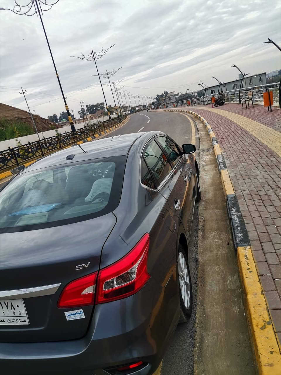 سنترا ٢٠١٨ امريكي
بصمة '  تحكم ستيرن ' سبورت ' مانع الأنزلاق ' رادار أمامي '  كامل مواصفات عدا الفتحة السقف.
ضررها فقط بونيد تبديل.
ماشية ١١٧m
رقم صلاح الدين 
السعر 117 وبيها مجال
مكان اربيل
***********
