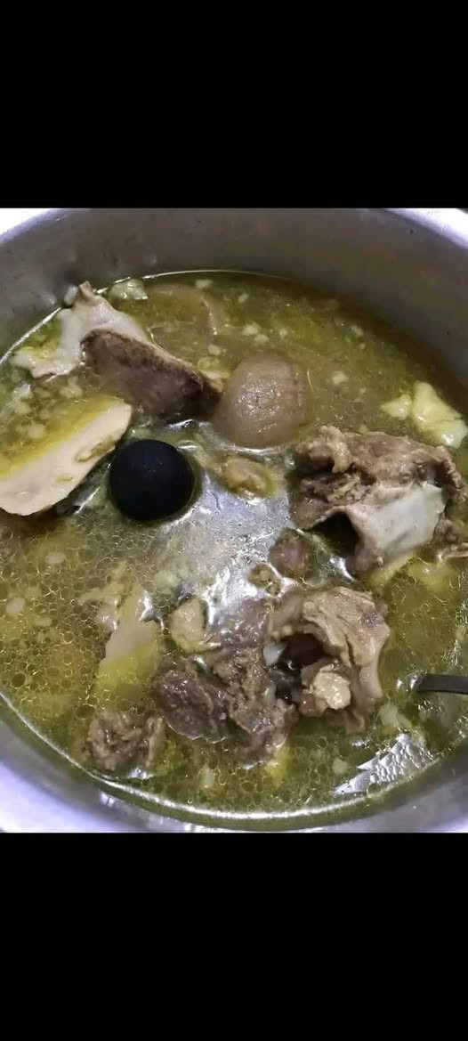 تتوفر بأجه طلي الدبل مو لي باجه نضافه وبياض ثلج مستويه فول وكولاجين يقره الف تتكون من راس وكراعين وكرشه وسوب يعني مرتبه ماعليك بس ثريد وتاكل
***********
مكاني شهربان حي العسكري
