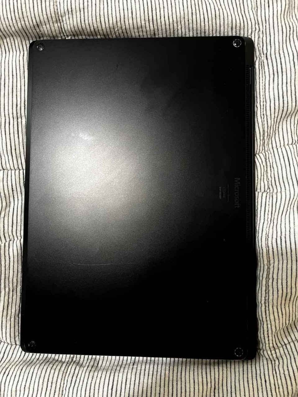 Microsoft Surface Laptop 4

🔶CPU : Core i7-1185G7 3GHz   المعالج

🔶Display: 13.5 - inch Touchscreen لمس

🔶Screen Resolution: 2256 x 1504

🔶GPU : Intel iris xe graphics كرت شاشة 

🔶RAM: 16 GB . الرام

🔶HARD: 512 GB SSD,  الهارد

🔶Windows 11 Pro.

السعر 575 الف

يوجد توصيل لجميع المحافظات المدينة, البصرة


**إذا كنت صاحب هذا الإعلان وتريد حذفه لأي سبب، رجاءا أرسل رسالة إلى الدعم الفني**