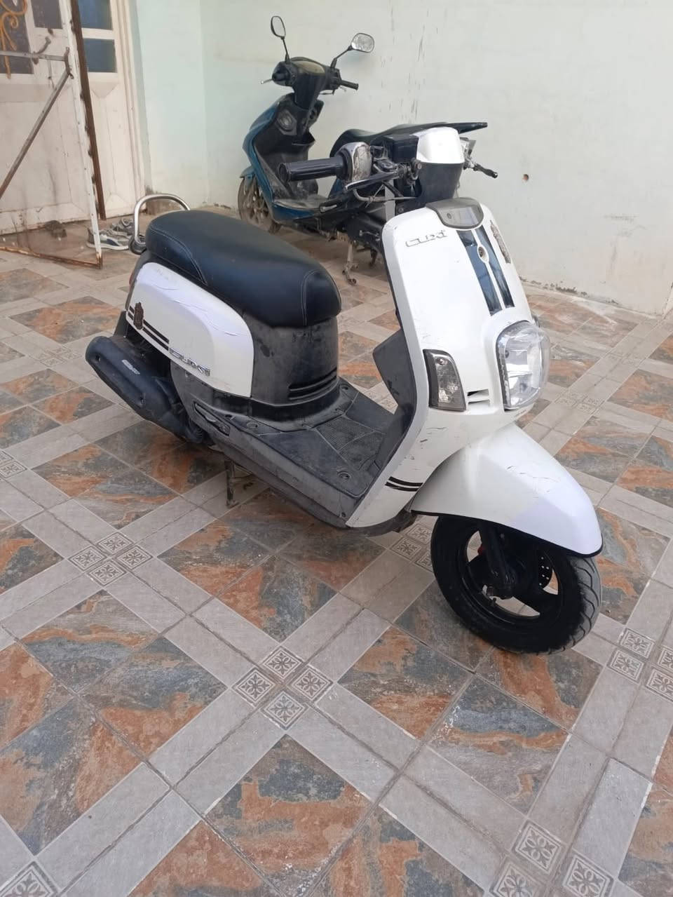 سلام عليكم دراجه بوليس للبيع دراجه ختم واحد سلف هندر شلعه معدل خير من الله السعر 600 وبيهه مجال تواصل ***********
