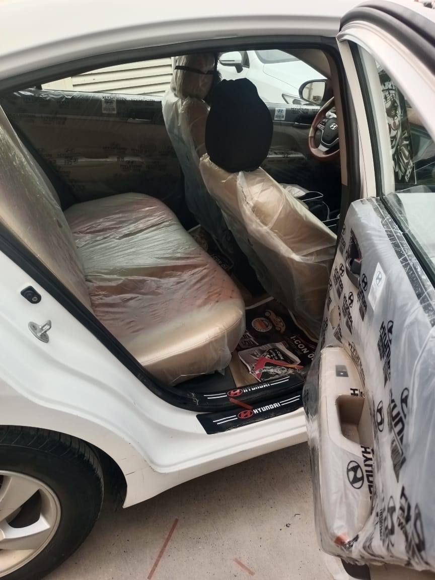 سلام عليكم
الانترة موديل ١٦ شكل ال١٧ / محرك  2000 دوش كير محرك مكفولات فول 
موصفات فتحة + المري شفط 
تبريد قطعتين  فوووول
تشغيل المحرك تحكم عن بعد 
كامرة تسجيل الحوادث تلقائية  16ساعه 
مسجل شاشه صورة صوت تحكم سترين رووعة
دوشمه الاكشنات اصليه + ارضية جلد حد صندوك جلد 
منضومه غاز شغالة فول + كرت ضمان
حادث باب الايمنه وباب خلفي بصيط جدآ
سياره بسمي سنوية مصاقطه اريبل 
عنواني بغداد سعر 125$
   رقم الهاتف    ***********
 اضافه صور سونار وياهه اني مكلف بل النشر
