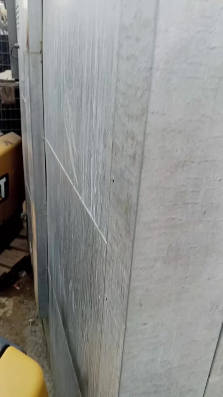 فرن للبيع موضح بالفيديو 
***********
