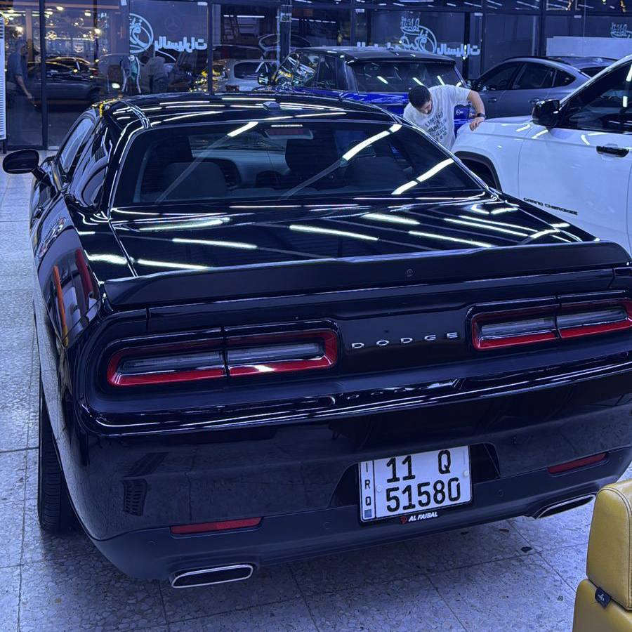 جالنجر GT 2023  لاست كول 
ماشيه ١٧ الف كيلو  دفع خلفي 
كامره خلفيه
حساسات خلفيه 
تشغيل عن بعد
نظام صوت الباين
بصمه ابواب
مرقمه بغداد وجاهزه من كلشي 
مكينه وگير وصدر كامله
السياره مصلحه كامله بامريكا مو بالعراق 
و سونارها موجود
حادثها امامي ٣ قطع 
جاملغات وبنيد
مكاني بغداد المنصور 
رقم ***********  ***********
