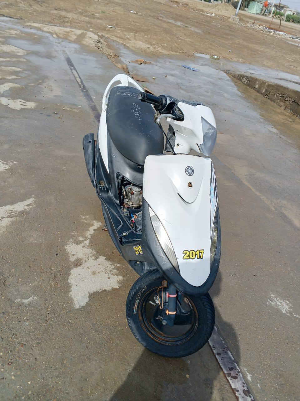 سلام عليكم من رخصه مدير الكروب دراجه ماكس للبيع بلادي49مفتوحه السعر 500وبيه مجال كفرات ختم واحد بلادي رقمي***********
