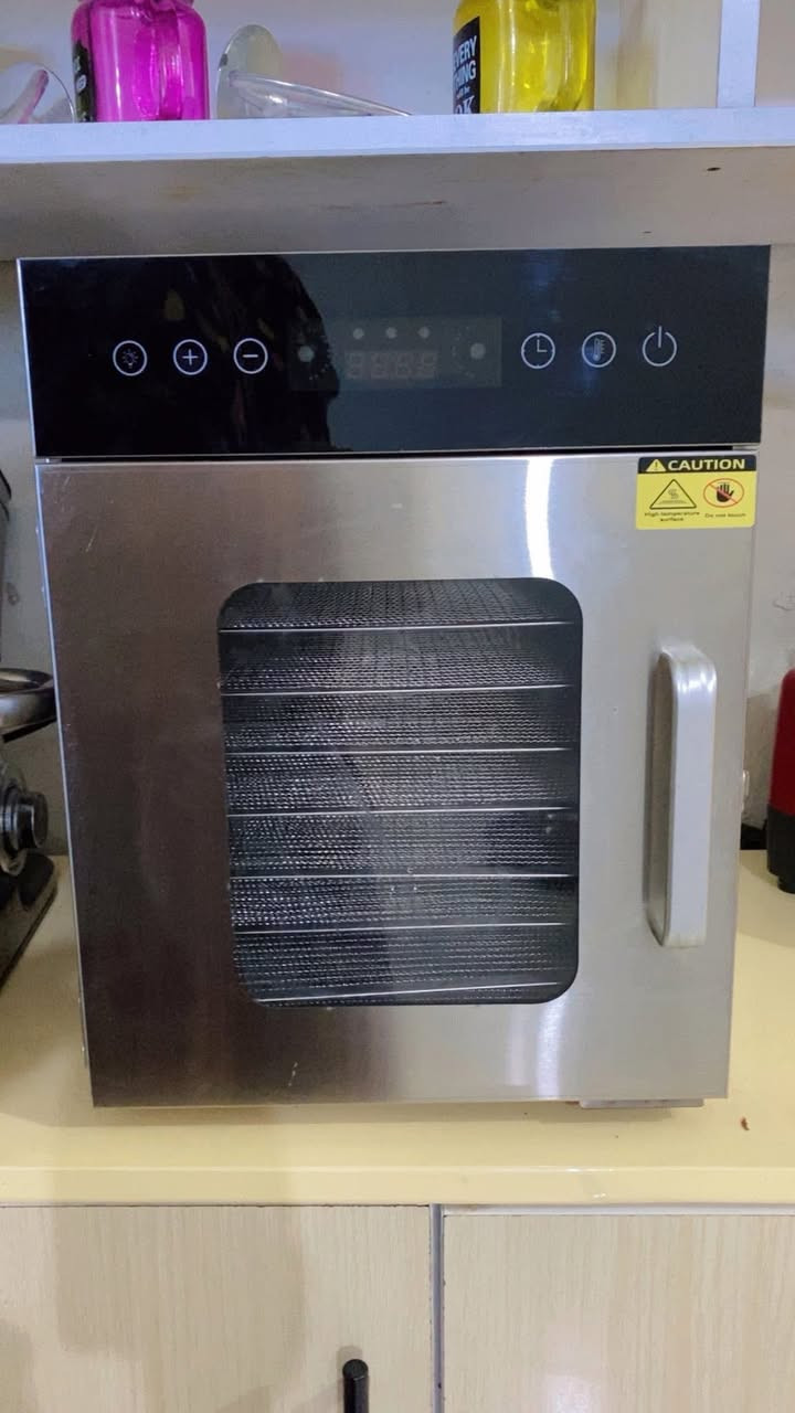 للبيع جهاز تجفيف فواكه 🍎10رفوف
نظيف ويعمل بكفاءة، مناسب للفواكه والخضار.
الحالة: مستعمل شهر واحد
السعر: مأخوذ بـ240، المطلوب 190 وقابل للتفاوض.
📞 ***********
📞 ***********
