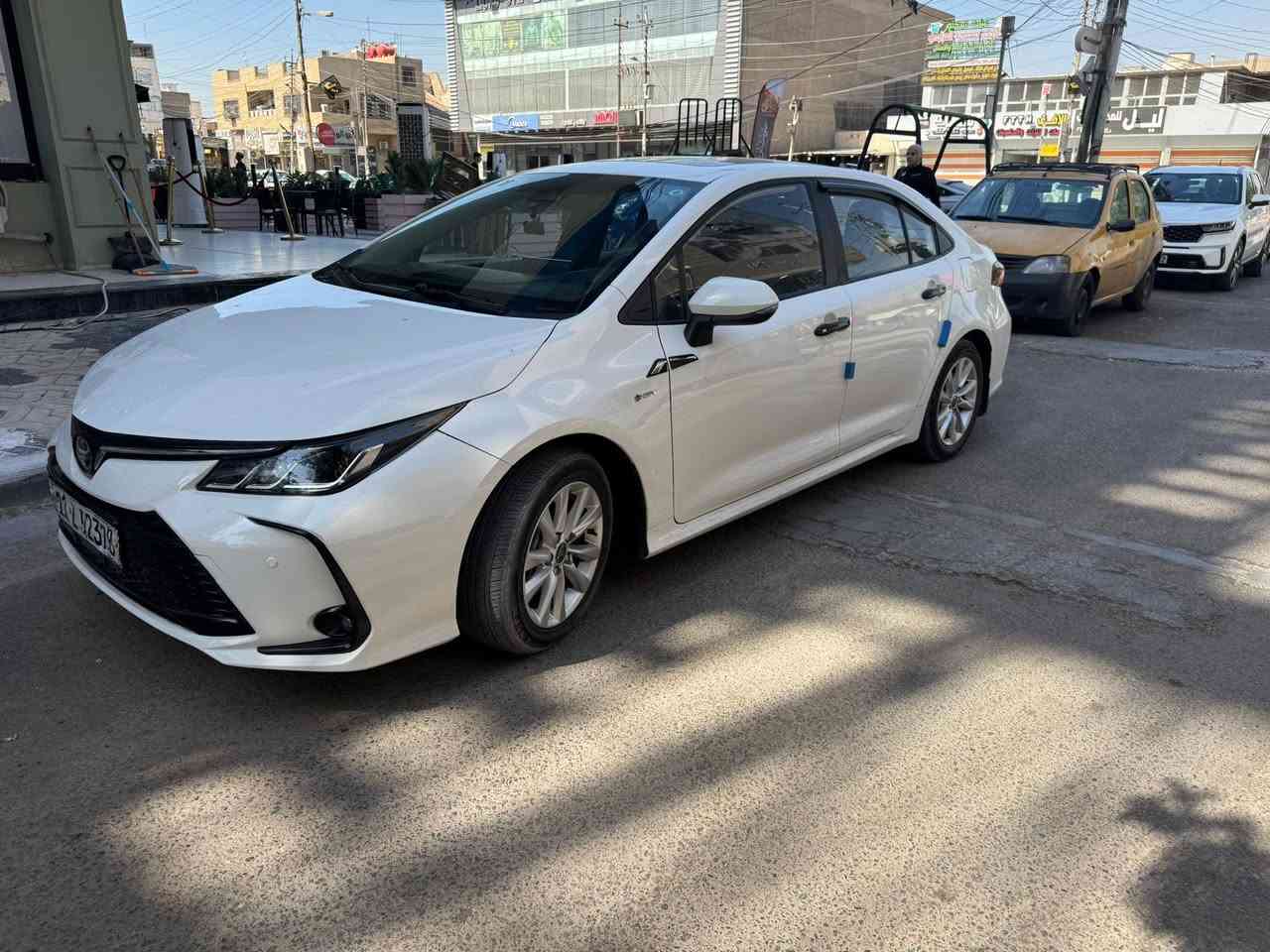 كورلا ٢٠٢٥ شكل الخليجي فول مواصفات رقم بغداد
بيها تبديل بنيد نفس اللون بلادي باقي السياره كفاله السعر ١٤٤ بي مجال بسيط للاتصال ***********
