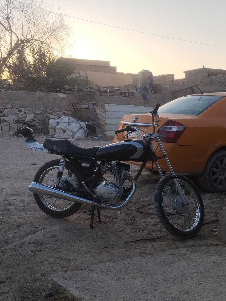 رقمي *********** واتساب بي مراوس شعندك نزل بس مو يراني بيع 650 قفل
