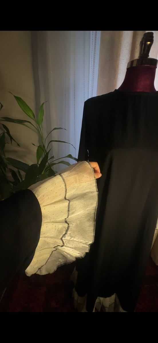 عبايات   خليجيه✨ ✨
متوفر جميع القياسات
السعر30 
توصيل داخل بسمايه
للحجز مراسله دايركت


**إذا كنت صاحب هذا الإعلان وتريد حذفه لأي سبب، رجاءا أرسل رسالة إلى الدعم الفني**