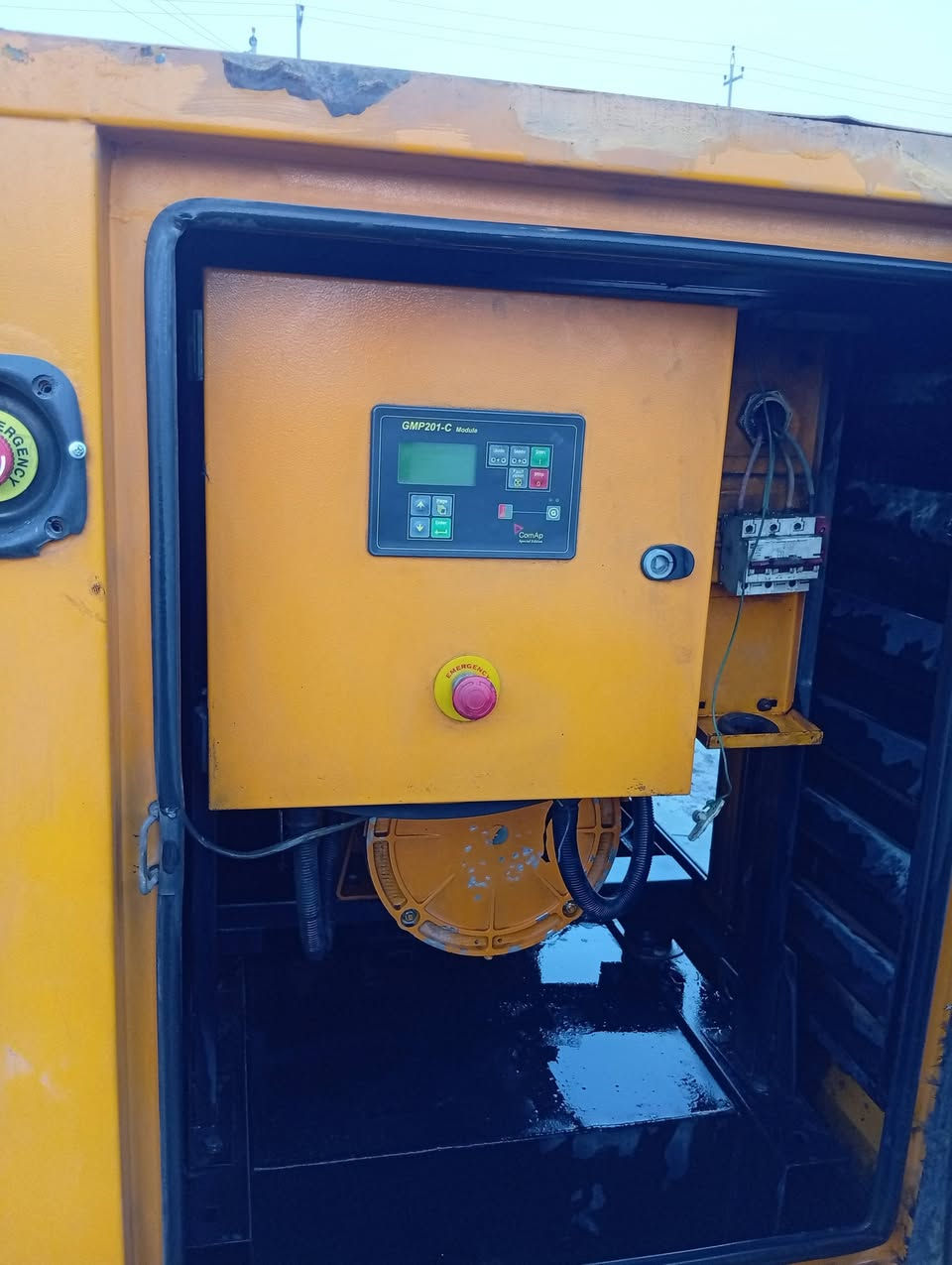 بيركنز انكليزي كاتم غدار 33 كيفي  فول اوتو برودكشن إطفاء وتشغيل وحماية مكفول من الفتح والتصليح ساعات العمل قليله جاهز بسعر 48, ورقة المكان واسط صويره معمل سيف البيضاني للمولدات الحى الصناعي شارع المطحنه ***********
