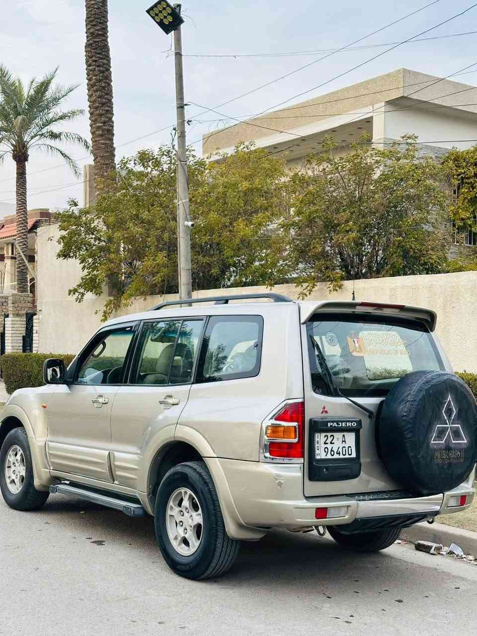 السلام عليكم باجيرو موديل 2002 حجم المحرك 3000 السيارة   سياره مكينة كير صدر تبريد جاهزة اينقص مابيهة السيارة رقم سليمانية الرقم الجديد بسمي تحويل ثاني يوم سعر السيارة 75 وبيهة مجال مكان السياره بغداد البلديات ***********
